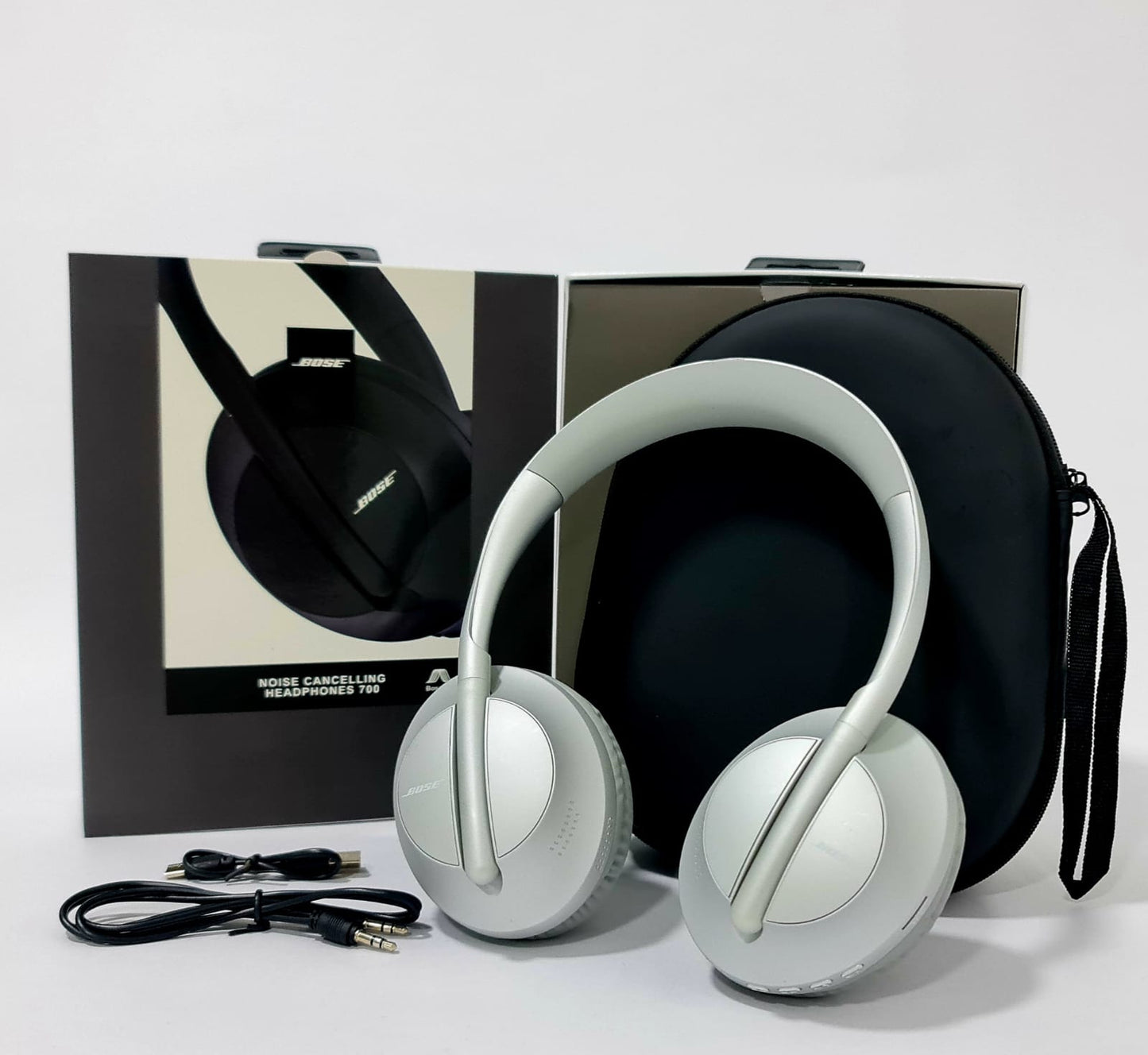 AUDÍFONOS DIADEMA BOSE 700+ ESTUCHE GRATIS!!